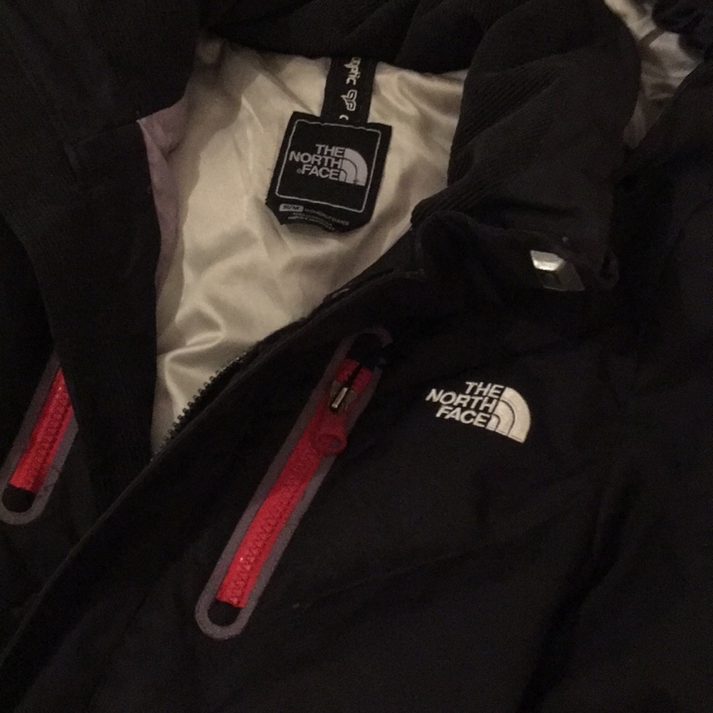 North Face DOWN Jacket - Picture 3 of 16